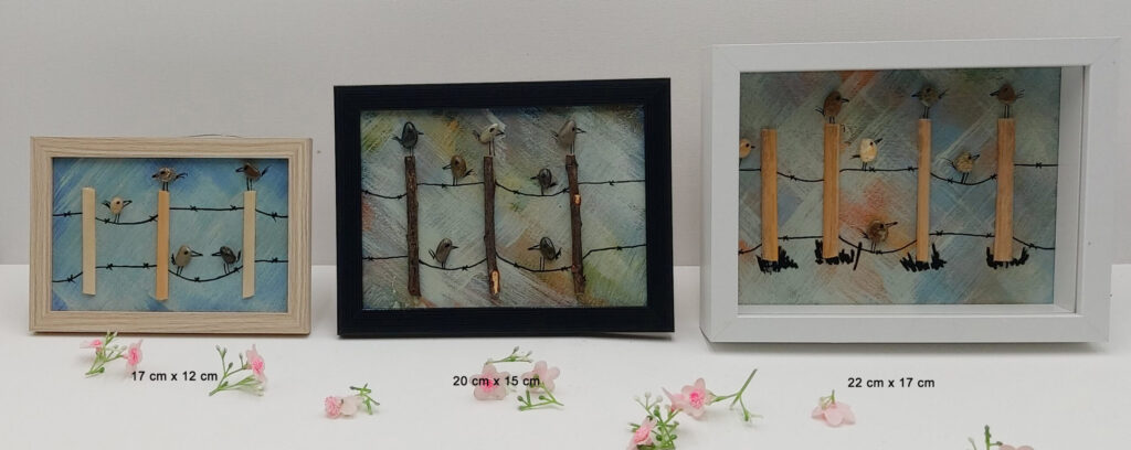 Aperçu des dimensions des tableaux  " groupe d'oiseaux perchés sur des fils de fer barbelé